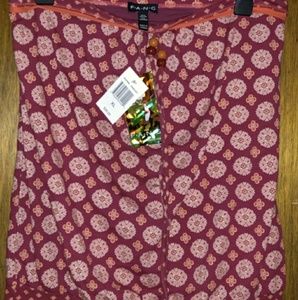 FANG tube top colors different 1st pic color of item.Android taken for others